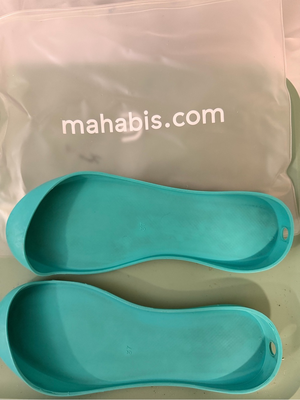 Mahabis Classic Detachable Slipper Soles (37 = Womens 6)